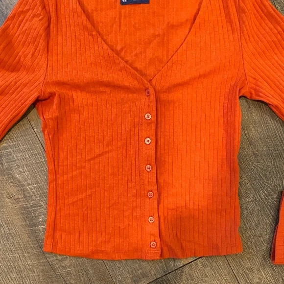 GAP Ribbed Button Front Cardigan Top - Picture 3 of 6